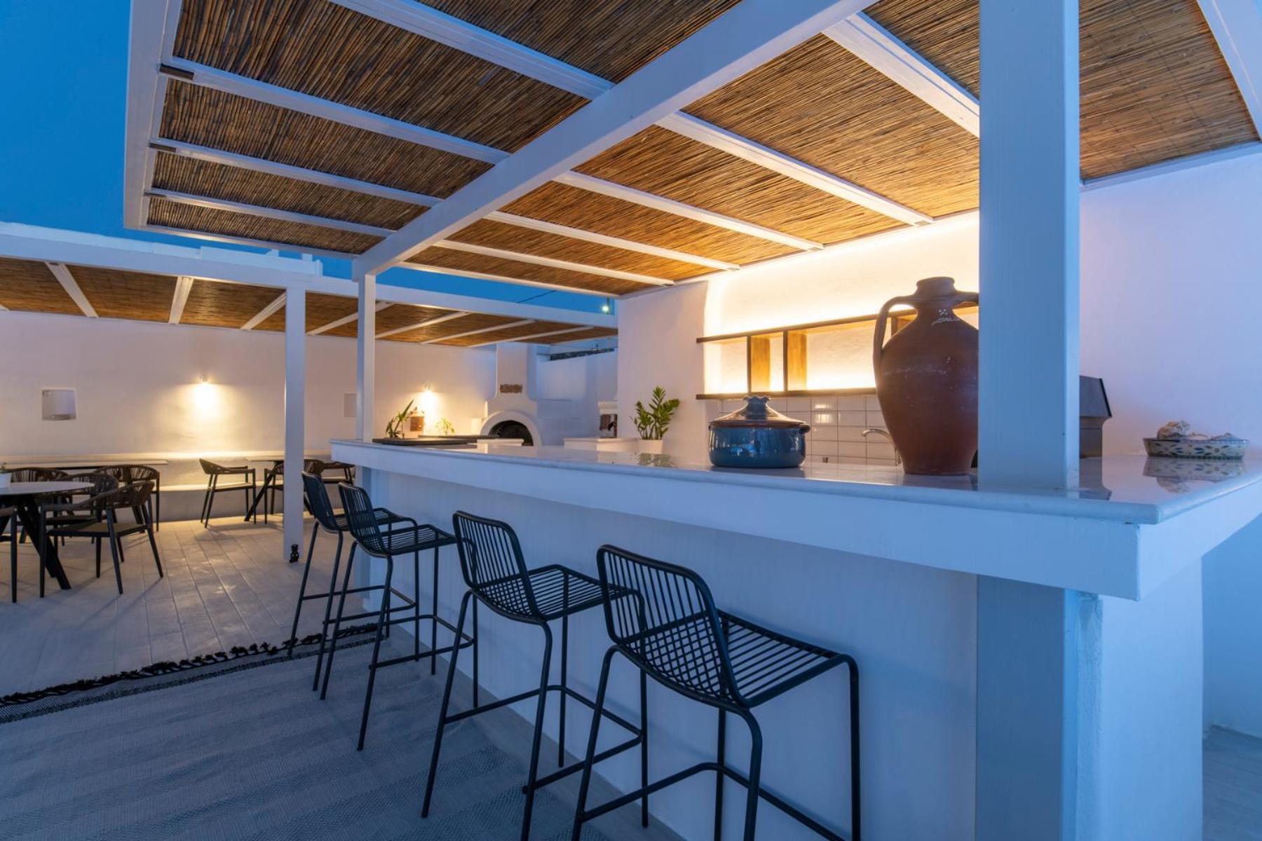 Quartano Suites By Heliessa, Adults Only Науса Экстерьер фото
