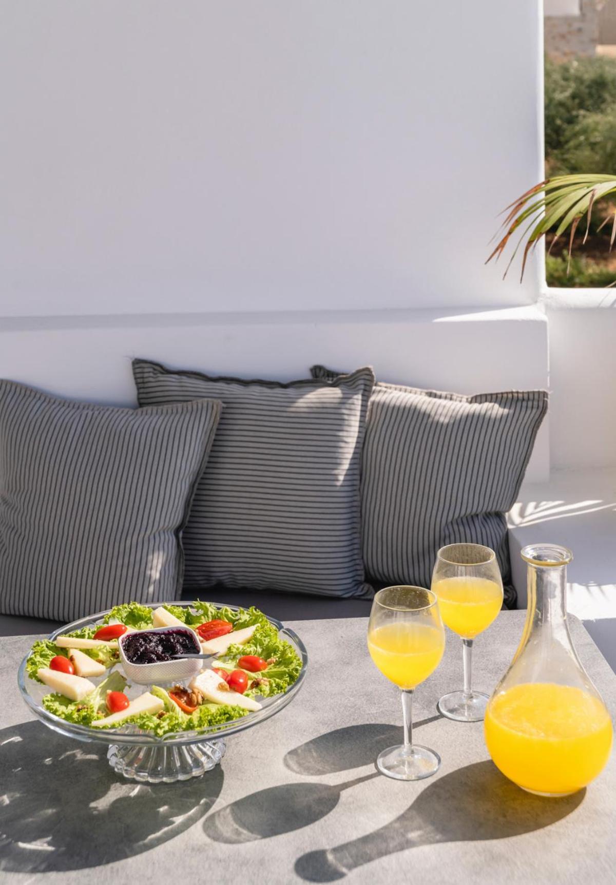Quartano Suites By Heliessa, Adults Only Науса Экстерьер фото