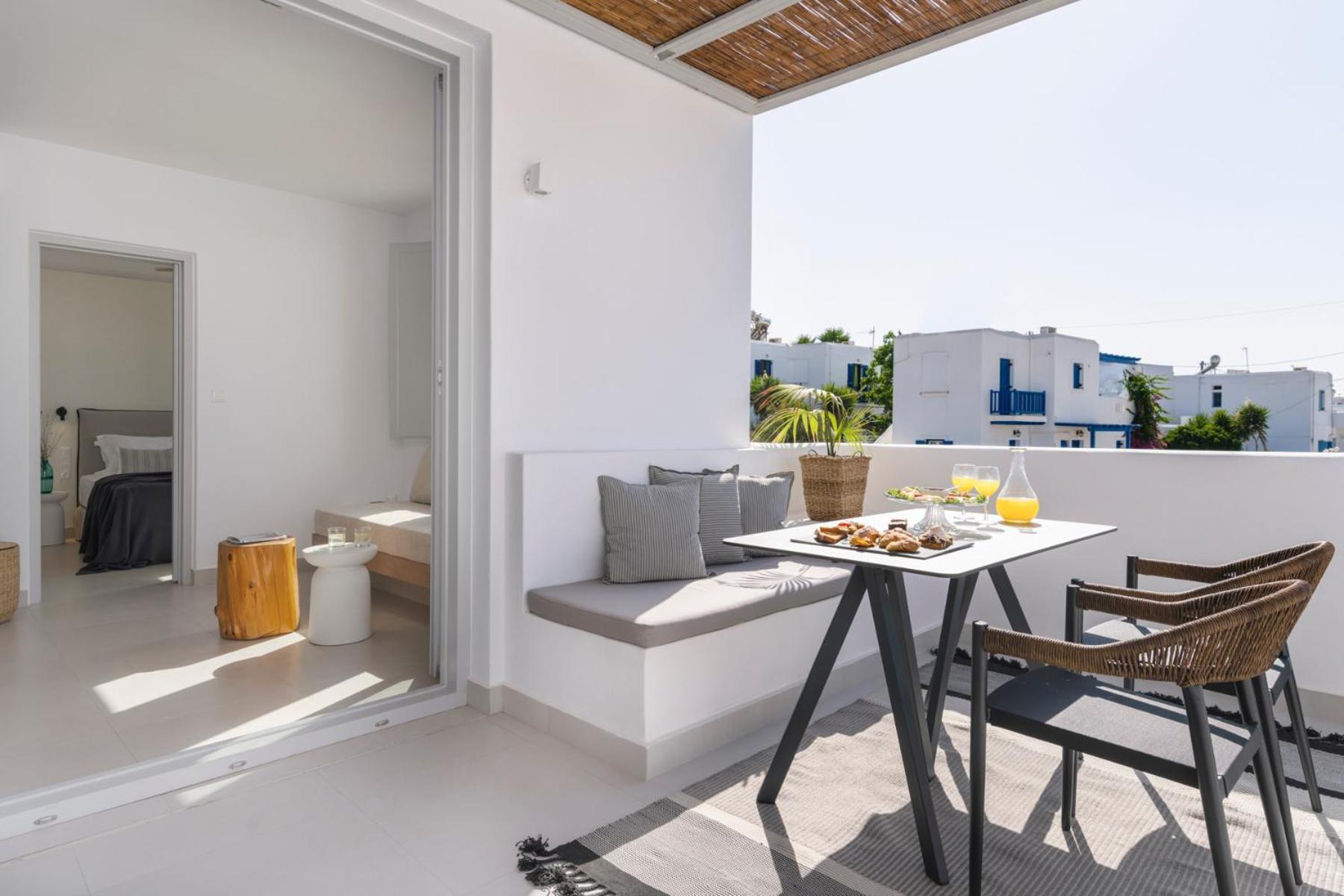 Quartano Suites By Heliessa, Adults Only Науса Экстерьер фото