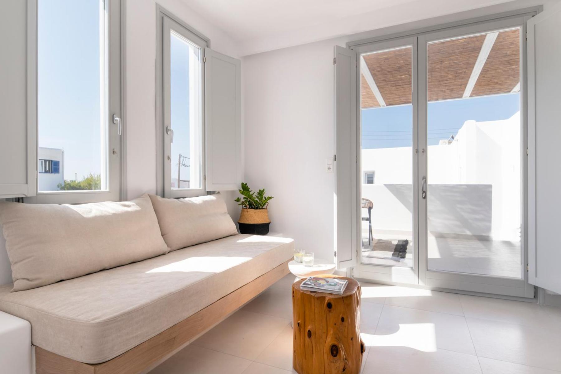 Quartano Suites By Heliessa, Adults Only Науса Экстерьер фото