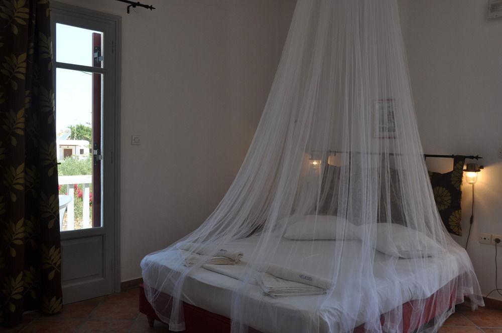 Quartano Suites By Heliessa, Adults Only Науса Экстерьер фото